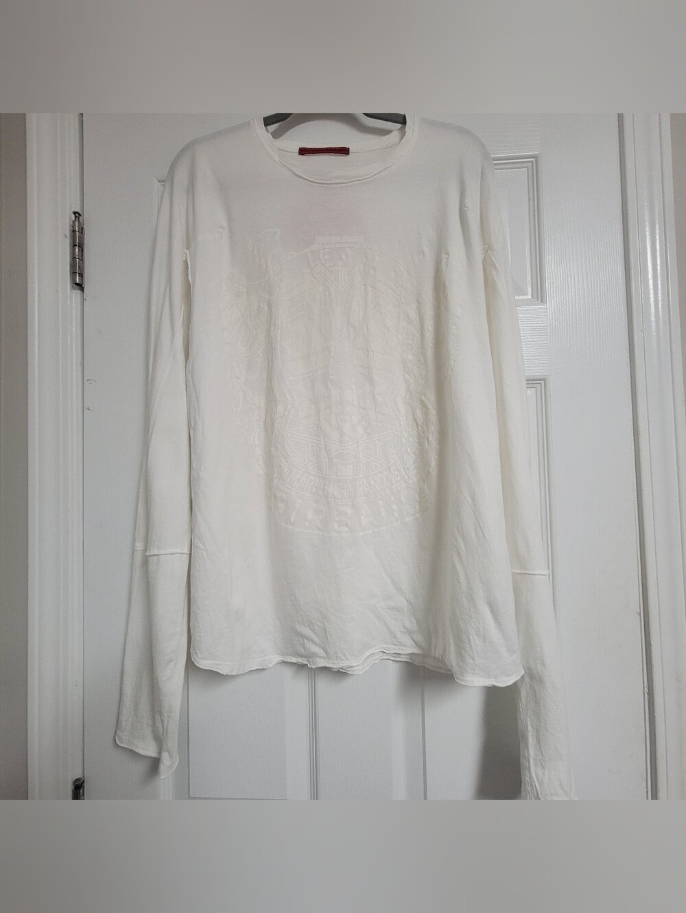 Marithe' Francois Girbaud White Long-Sleeve Crewneck Shirt Size XL.